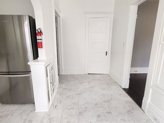 5th image of 316 W Vine St #1