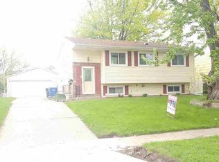 4823 48th Ave, Moline, IL 61265