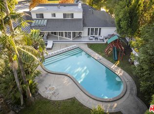 15405 Valley Vista Blvd, Sherman Oaks, CA 91403