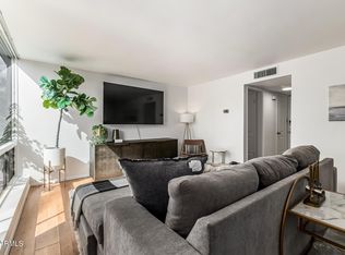 3242 E CAMELBACK Road #102, Phoenix, AZ 85018