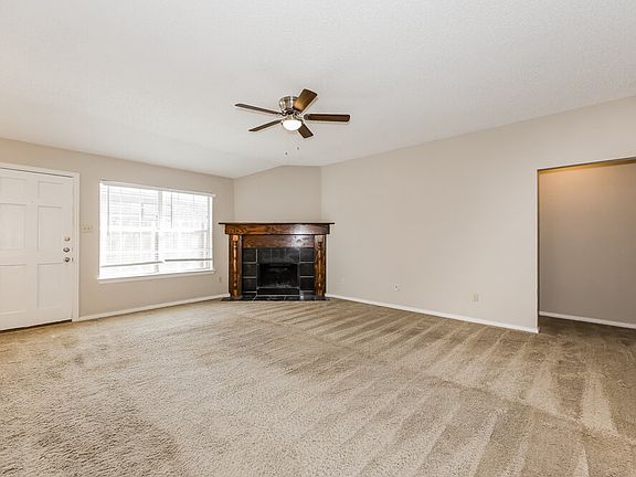 4th image of 6205 Vista Wood Dr
