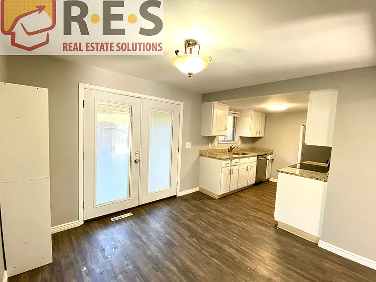7701 W Glasgow Pl — Photo 5