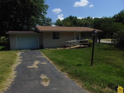 206 S Hyde St, Windsor, MO, 65360
