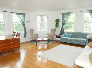 11424 Cedar Glen Pkwy APT E2, Cleveland, OH 44106