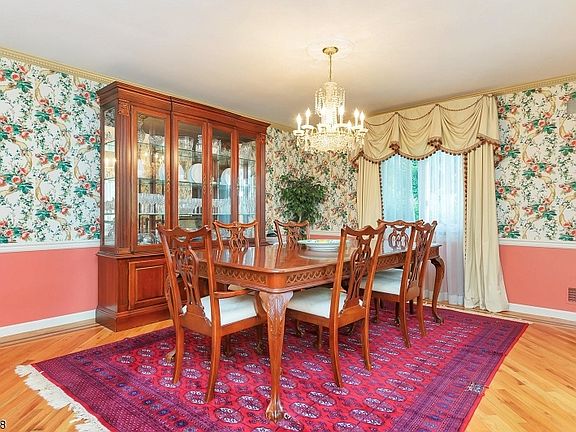 5th image of 25 Bedford Rd