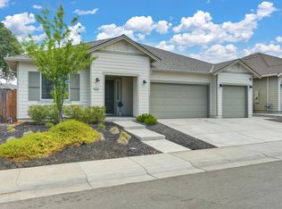 9809 Emerald Park Dr, Elk Grove, CA 95624