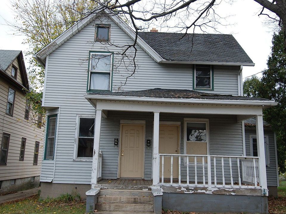 1st image of 1216 Revell Ave