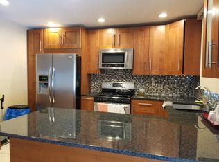 159 Dover Grn, Staten Island, NY 10312