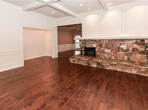 4th image of 4625 Centenary Dr