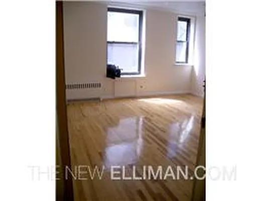 Rented by Douglas Elliman | media 14
