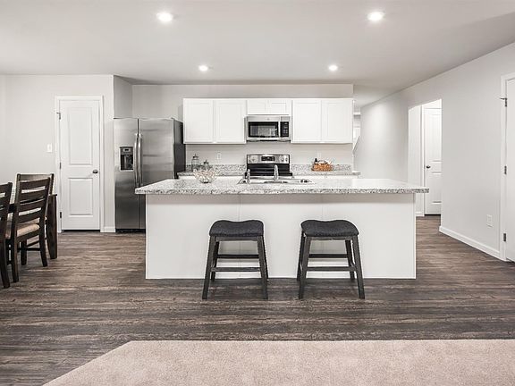 4th image of 131 Ethan Ct