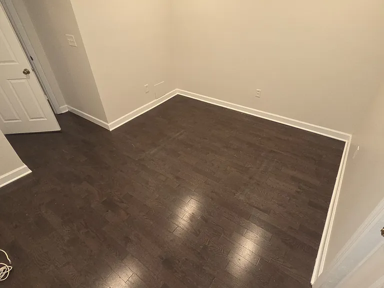 204 Ogden Ave #2R — Photo 4