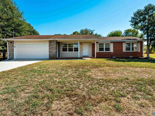 103 Grant Dr, Harvest, AL 35749