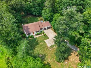 11 Kitteridge Hill Road, Old Saybrook, CT 06475