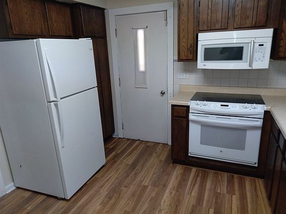 3rd image of 1512 Blaisdell St