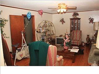 3rd image of 3811 Hottinger Ave