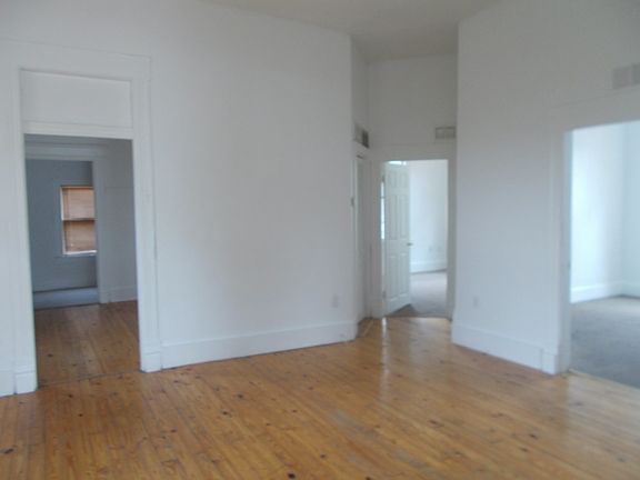 4th image of 2109 Cypress St