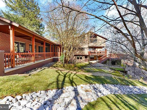 5th image of 12437 Coopers Ln