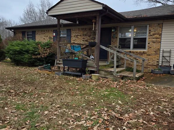 615 Clifty Rd, Paris, TN 38242