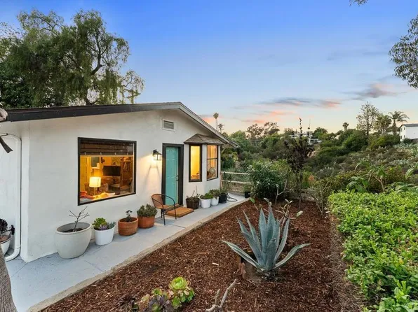 1738 33rd St, San Diego, CA 92102