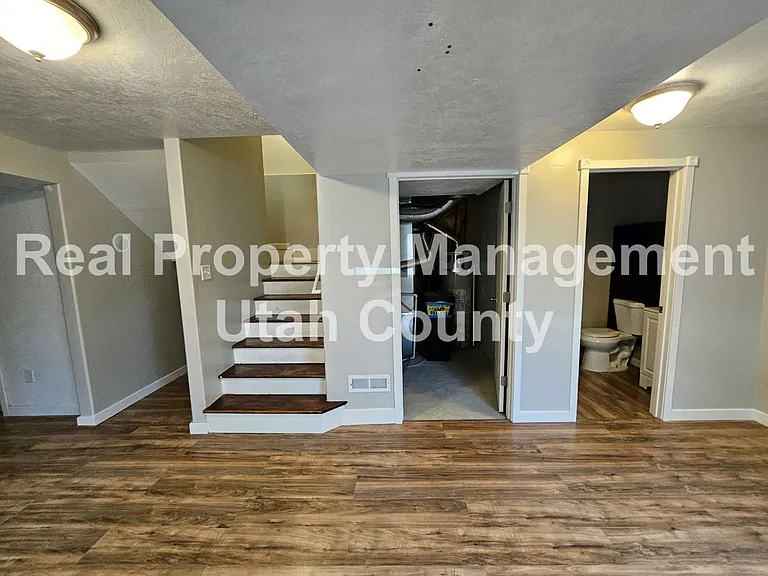 1708 E Ridgefield Rd — Photo 26