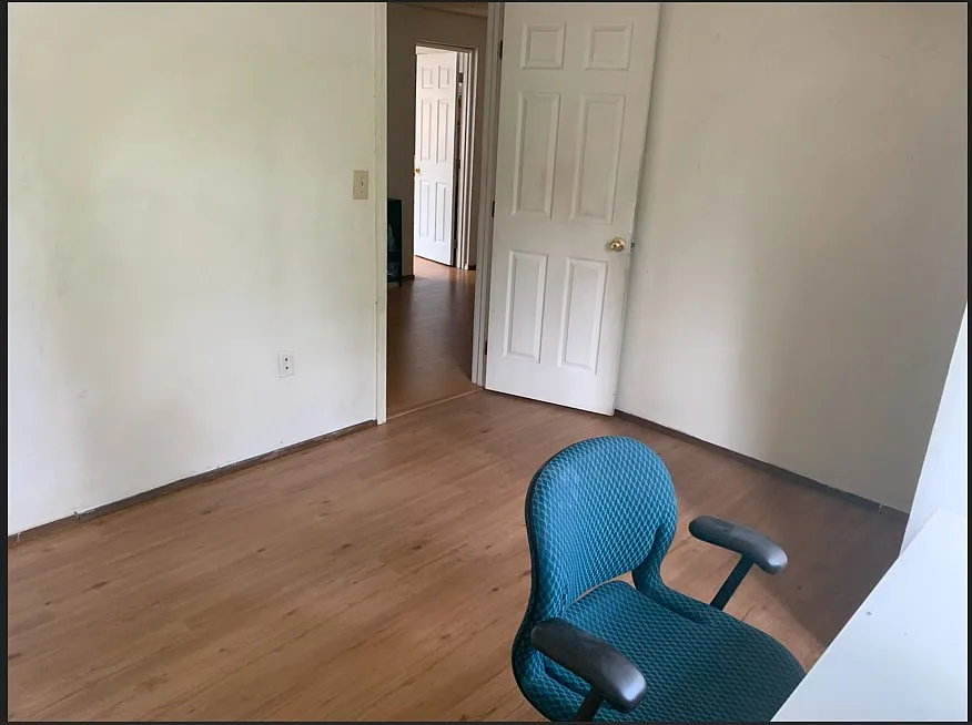 6904 153rd Ave NE — Photo 2