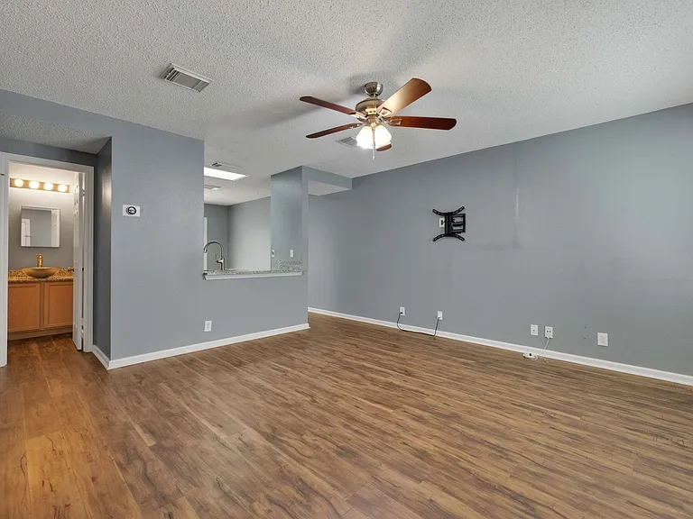 9230 New Kenton — Photo 4