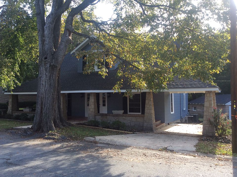 1st image of 119 W Lyerly Gq St