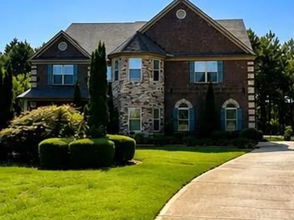2202 Golden Eagle Dr, Locust Grove, GA 30248