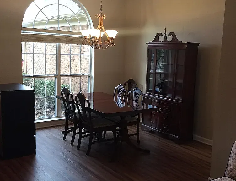 81 Lyla Cv — Photo 3