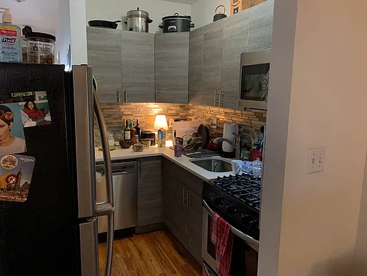 Rented by EXR | media 22