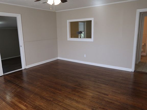 5th image of 126 Woods Dr