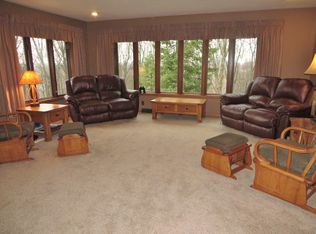 W252S6515 Verta Vista Ct, Waukesha, WI