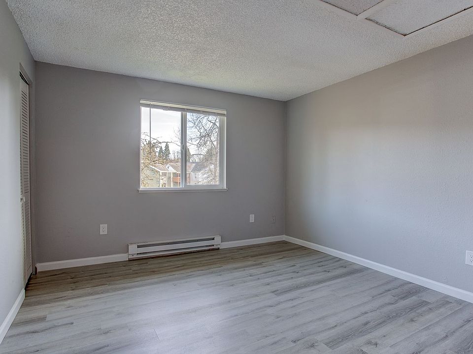 Johnson Creek Village Apartments 9118 SE Flavel St , 0 Portland OR