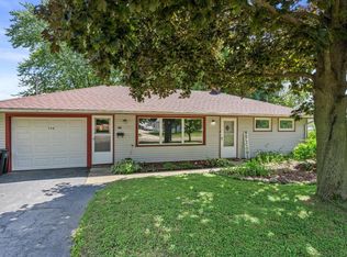 627 Pine St, Mukwonago, WI 53149
