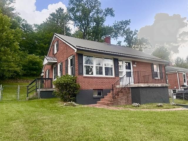 1st image of 1349 Fincastle Tpke