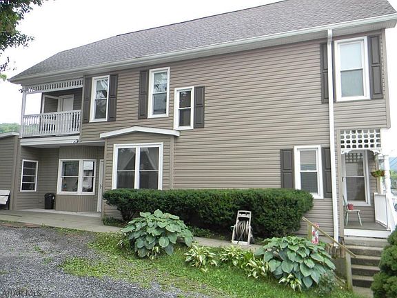 2nd image of 215 W Pitt St