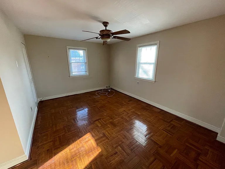 55 Woodale Ave — Photo 10