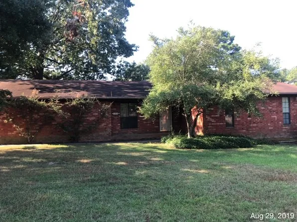 1201 Summit Dr, Magnolia, AR 71753