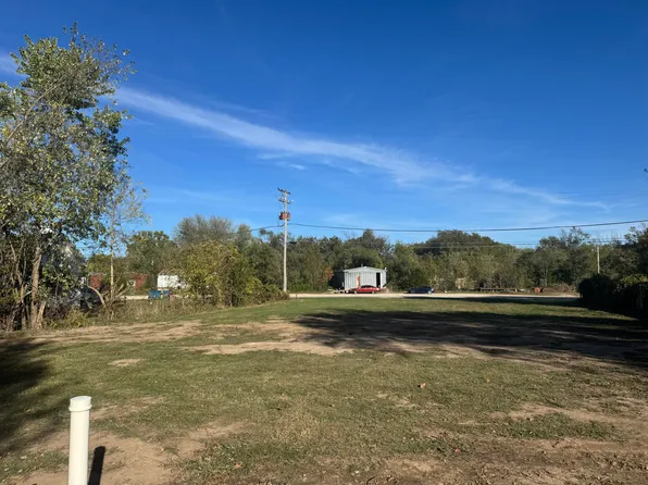 420 N Williams Avenue, Bolivar, MO 65613