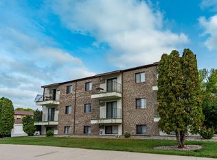 Hawthorn, Fargo, ND 58103