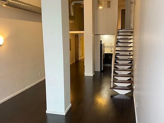 2nd image of 726-28 Market St Unit 302