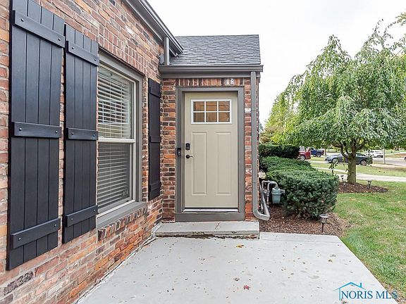 4th image of 3739 Beverly Dr