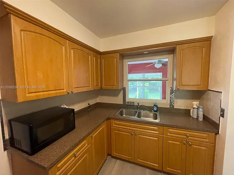 1610 NE 110th Ter #0 — Photo 13