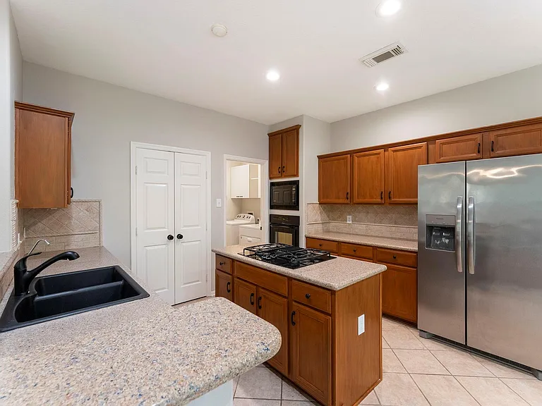 150 W Bristol Oak Cir — Photo 21