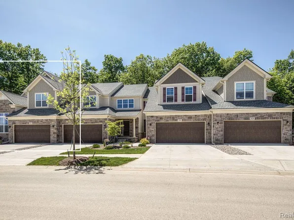 3249 Brackley Dr, Ann Arbor, MI 48105
