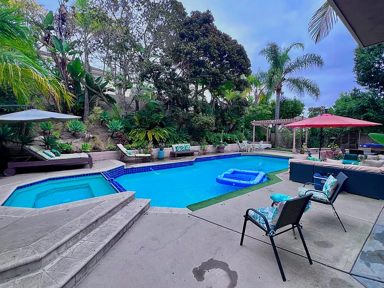 12927 Harwick Ln — Photo 35