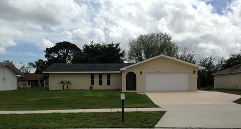 1st image of 362 SE Thornhill Drive