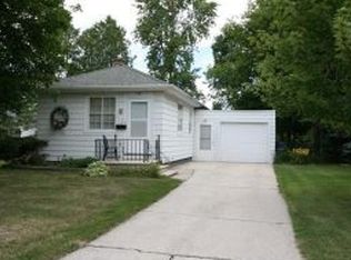 515 Beaupre St, Green Bay, WI 54301