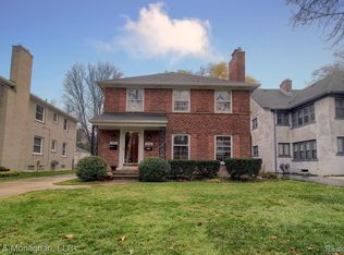 950 Harcourt Rd #52, Grosse Pointe, MI 48230